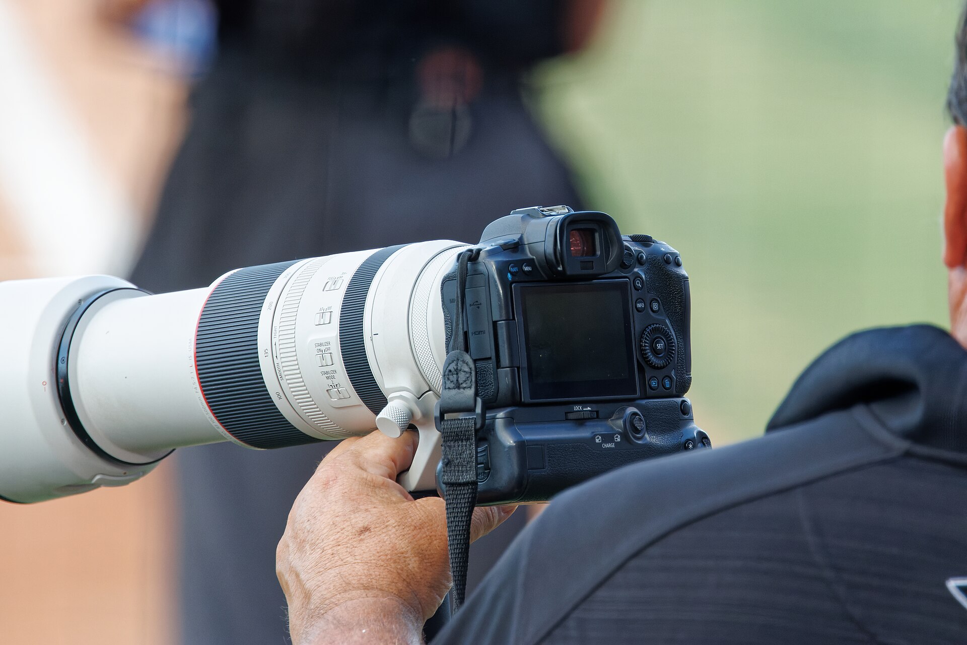 1,500 Games In, the Cubs' Photographer Still Plans Every Frame Before It Happens